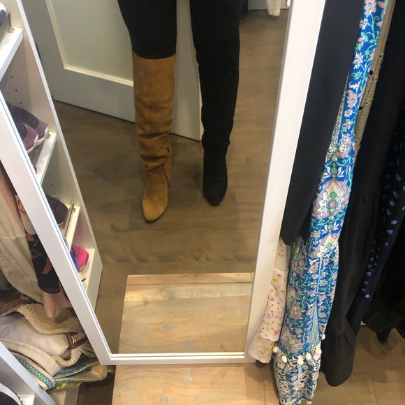 Aldo tall suede boots - each pair is sold separately - Picture 3 of 9